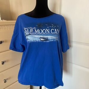 VINTAGE Half Moon Cay Blue Graphic Women's Top